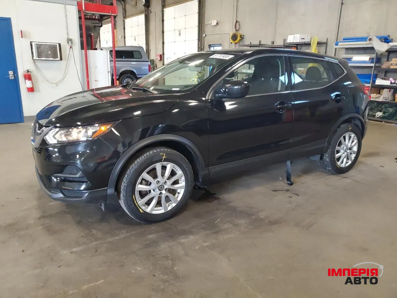 Nissan Rogue Sport - фото 1