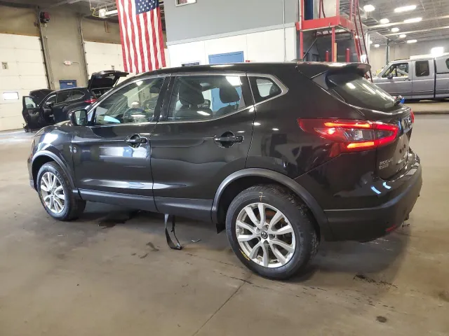 Nissan Rogue Sport - фото 2