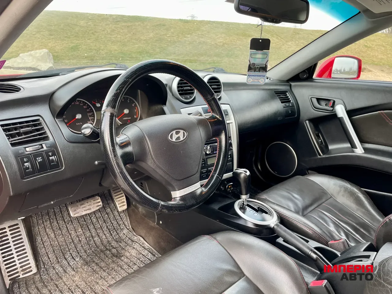 Hyundai Coupe - фото 9