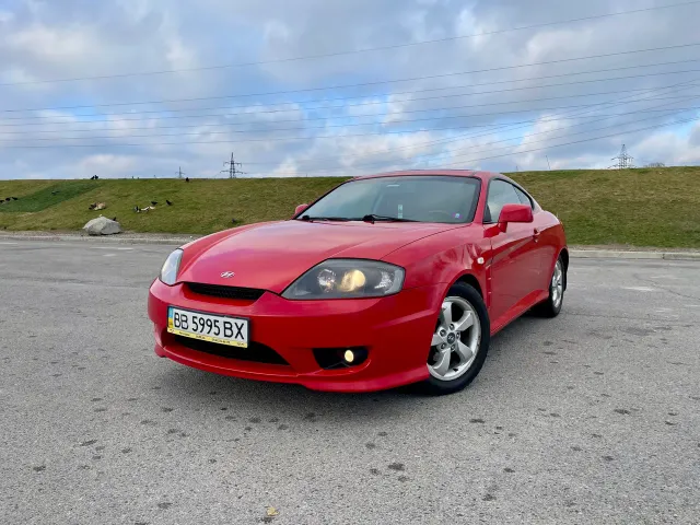 Hyundai Coupe - фото 4