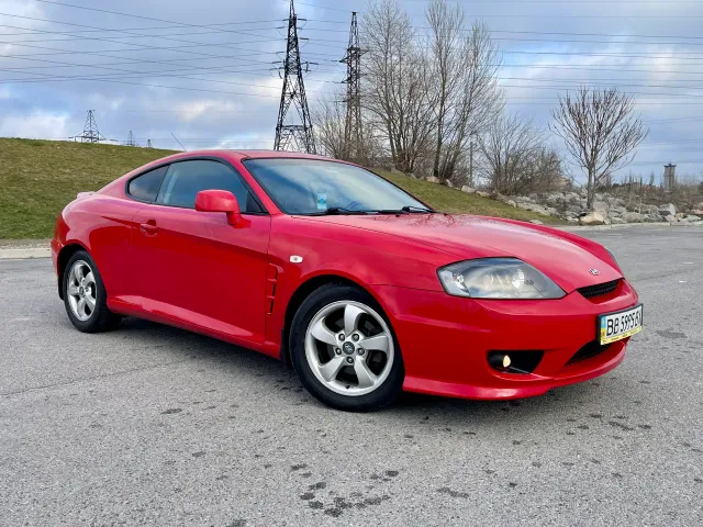 Hyundai Coupe - фото 2