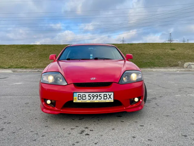 Hyundai Coupe - фото 3