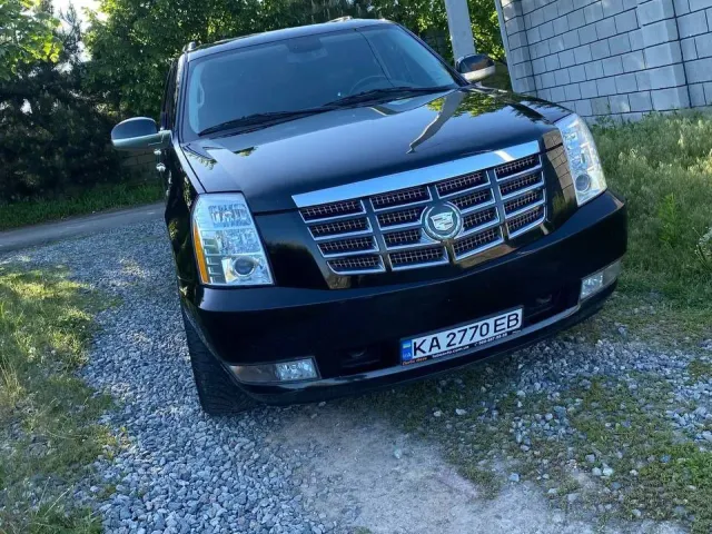 Cadillac Escalade - фото 3