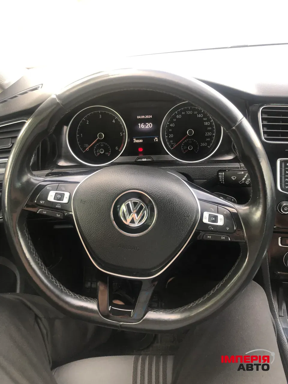 Volkswagen Golf - фото 3