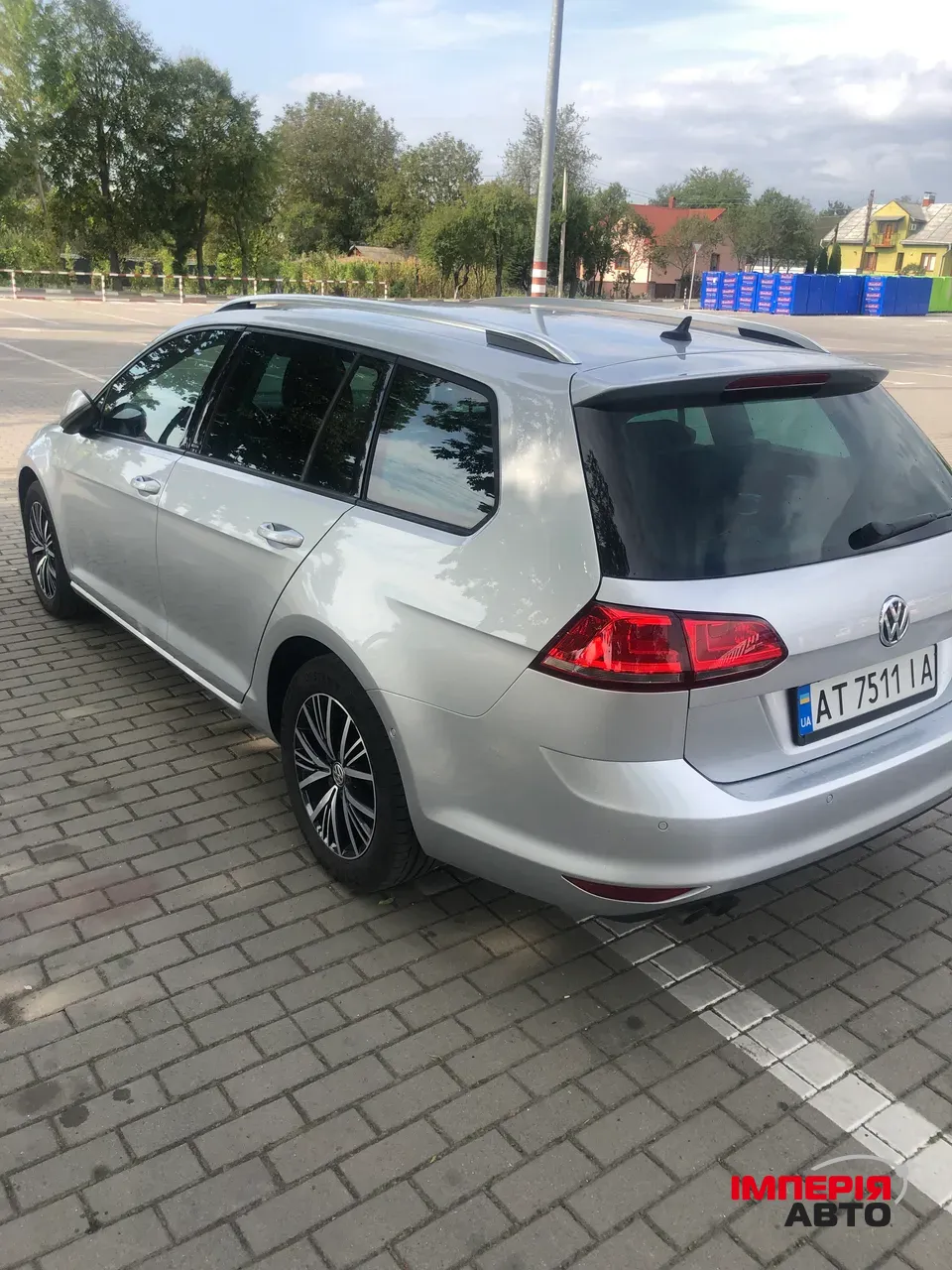 Volkswagen Golf - фото 8