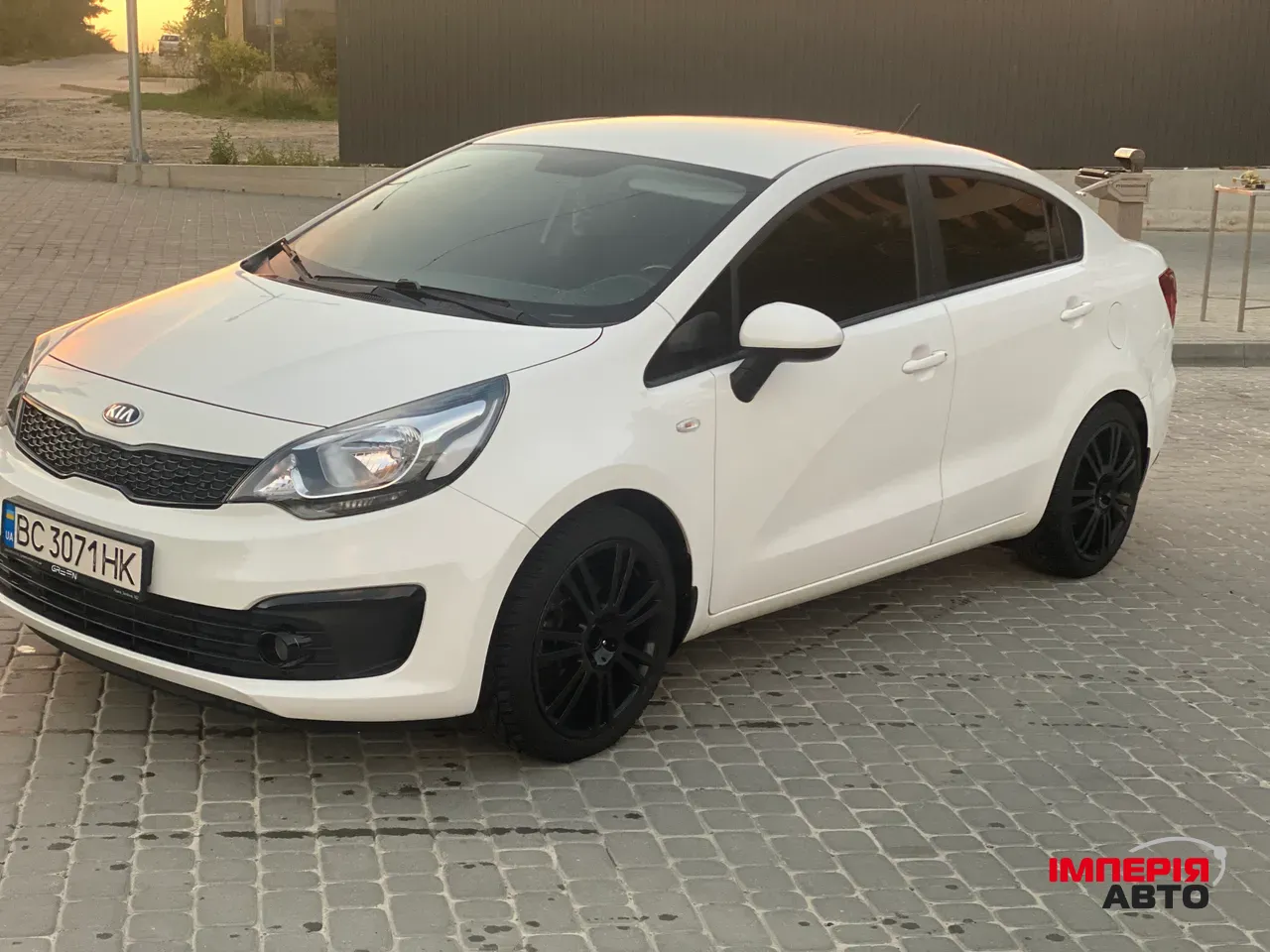 Kia Rio - фото 5