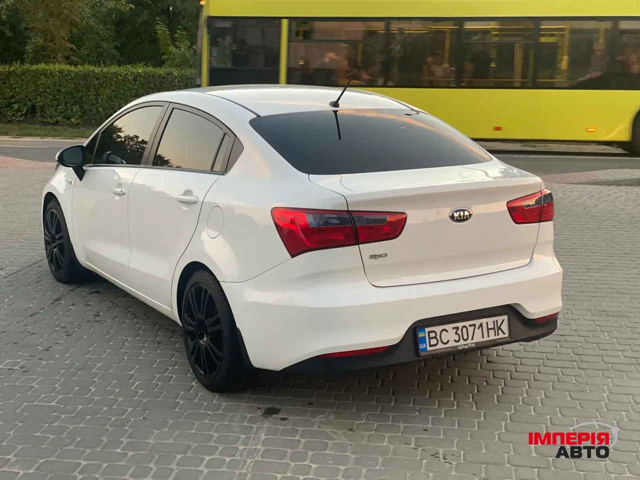 Kia Rio - фото 13
