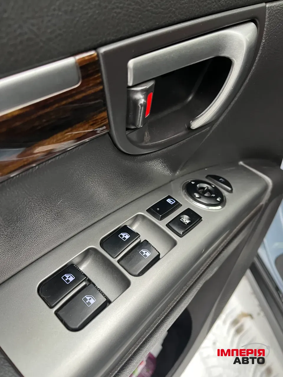 Hyundai Santa Fe - фото 9