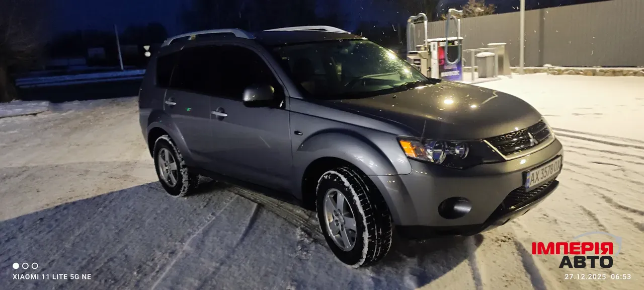 Mitsubishi Outlander - фото 18