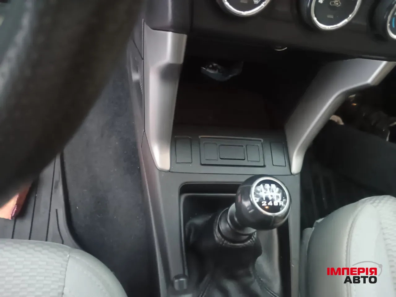 Subaru Forester - фото 8