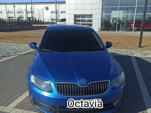 Skoda Octavia - фото 1