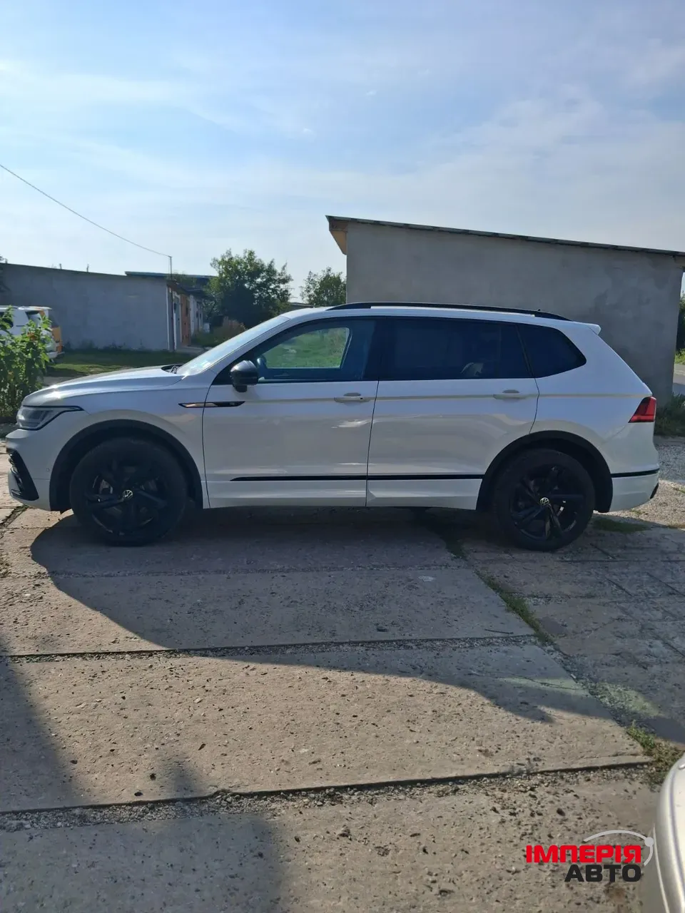 Volkswagen Tiguan R - фото 2