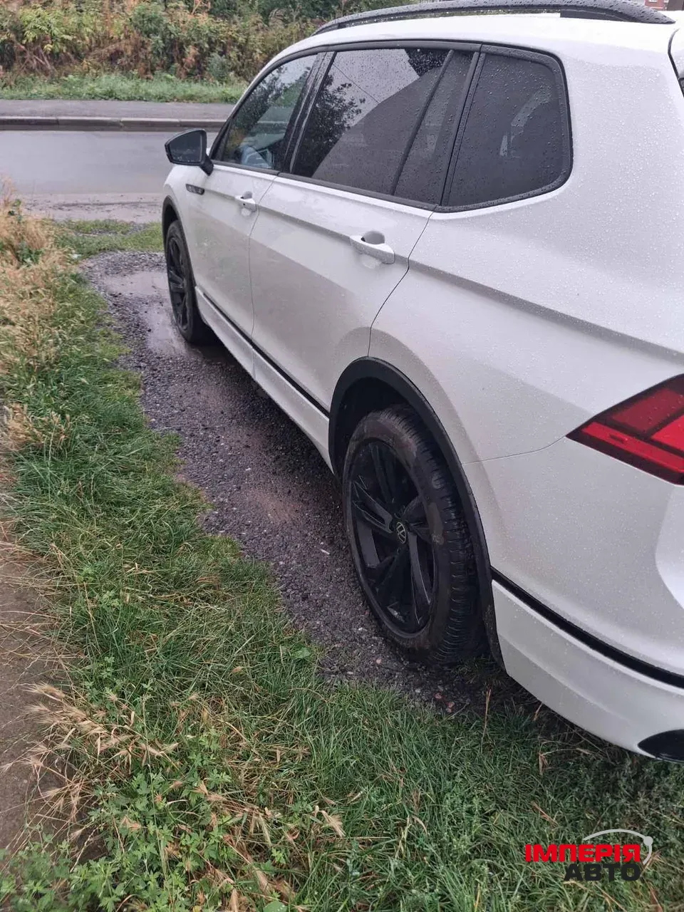 Volkswagen Tiguan R - фото 5