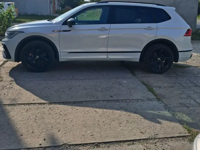Volkswagen Tiguan R - фото 2