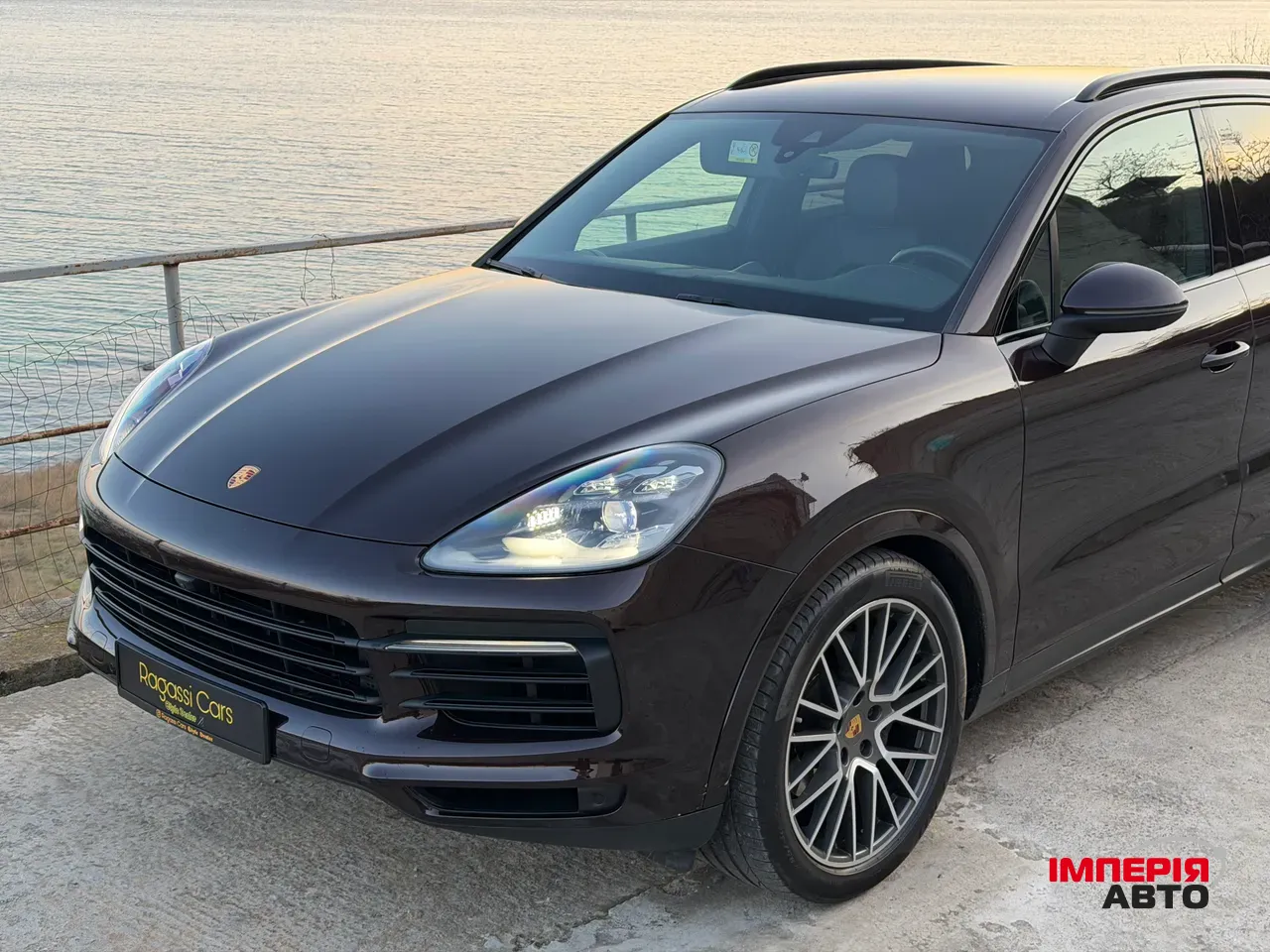 Porsche Cayenne - фото 6