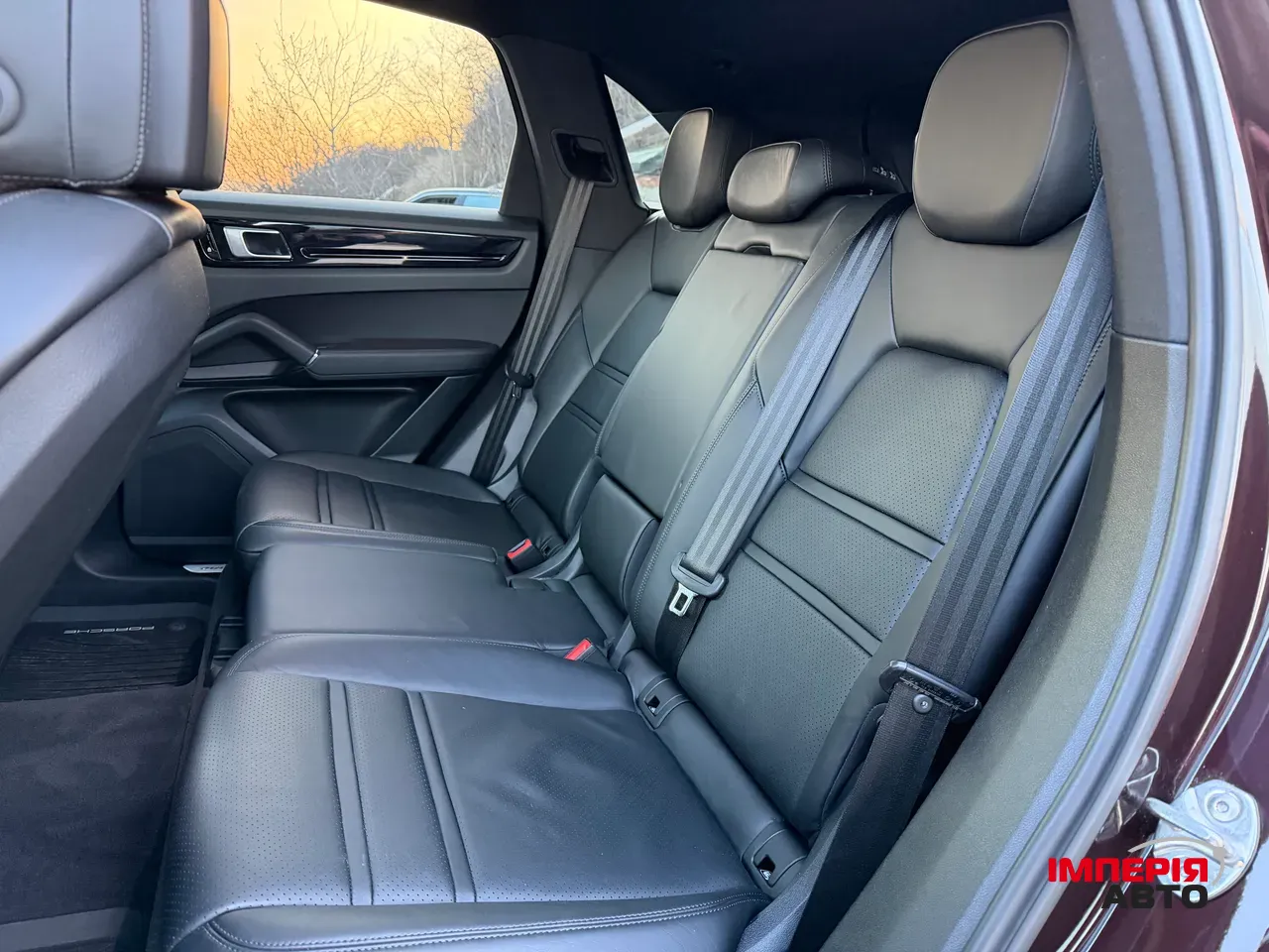 Porsche Cayenne - фото 17