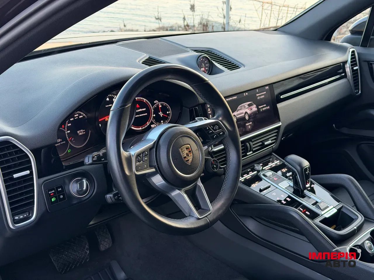 Porsche Cayenne - фото 28