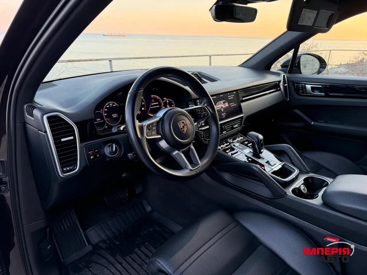 Porsche Cayenne - фото 24