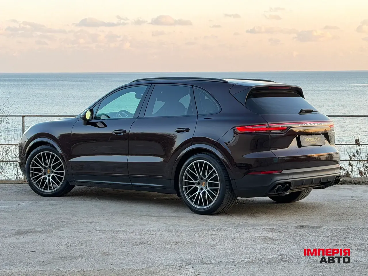 Porsche Cayenne - фото 9