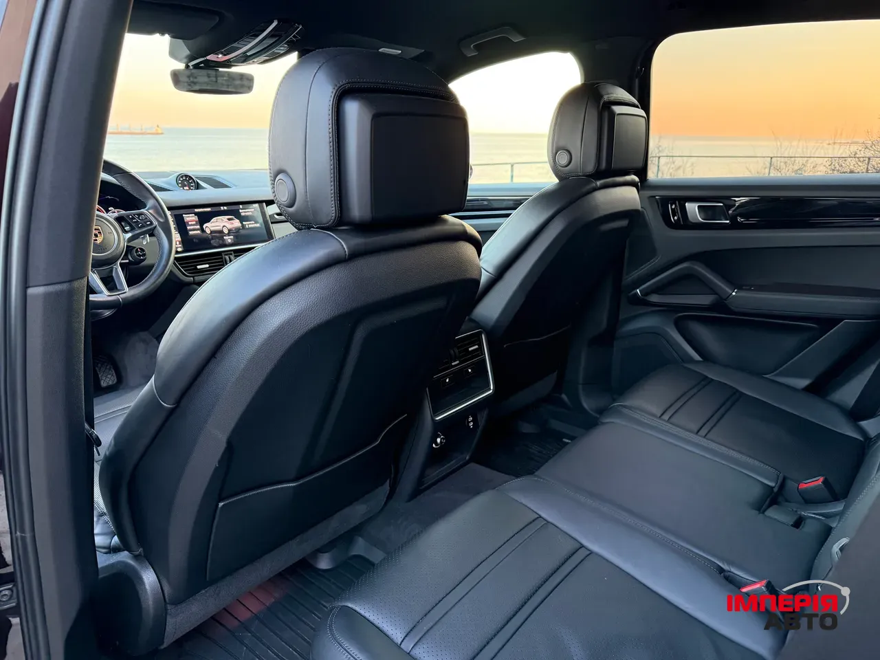 Porsche Cayenne - фото 20