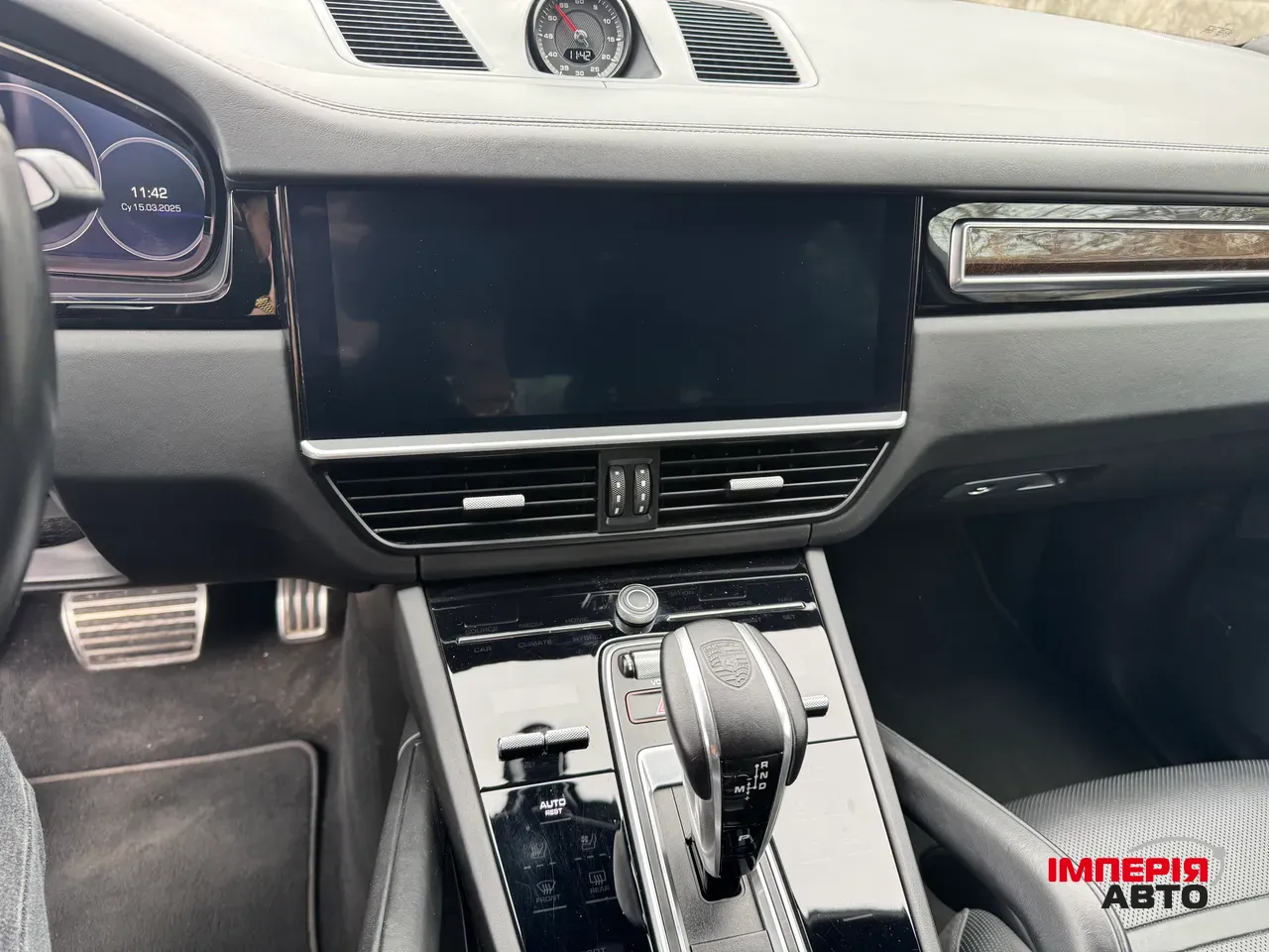 Porsche Cayenne - фото 12