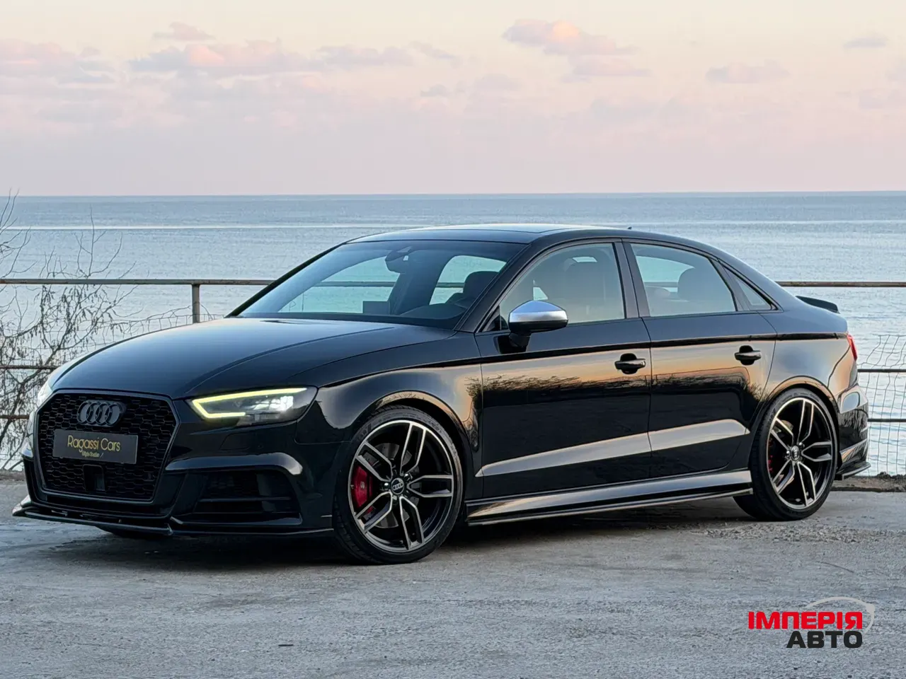 Audi S3 - фото 1
