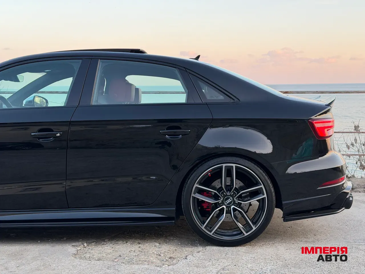 Audi S3 - фото 8