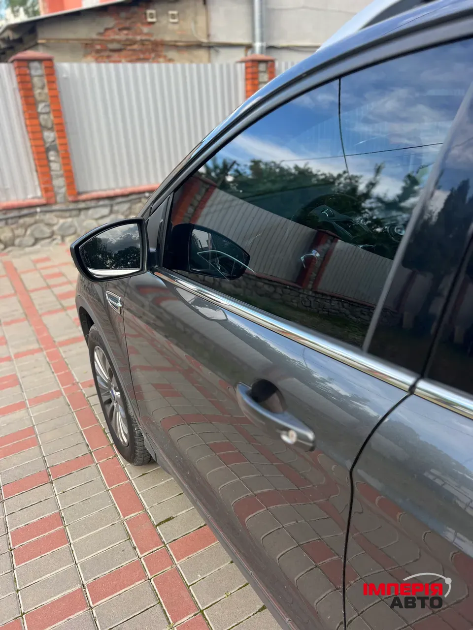 Ford Kuga - фото 8