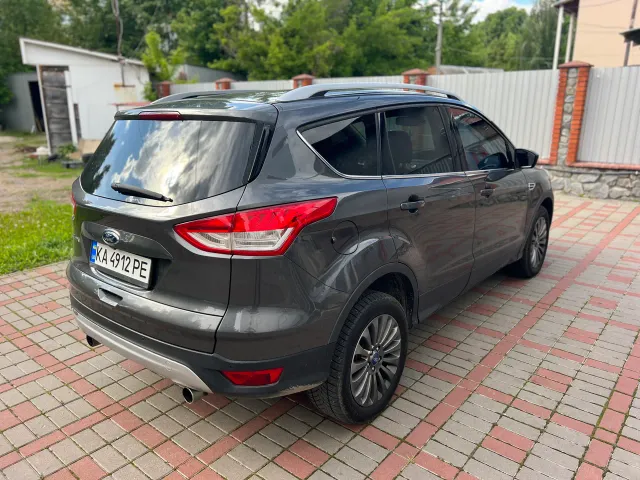 Ford Kuga - фото 4
