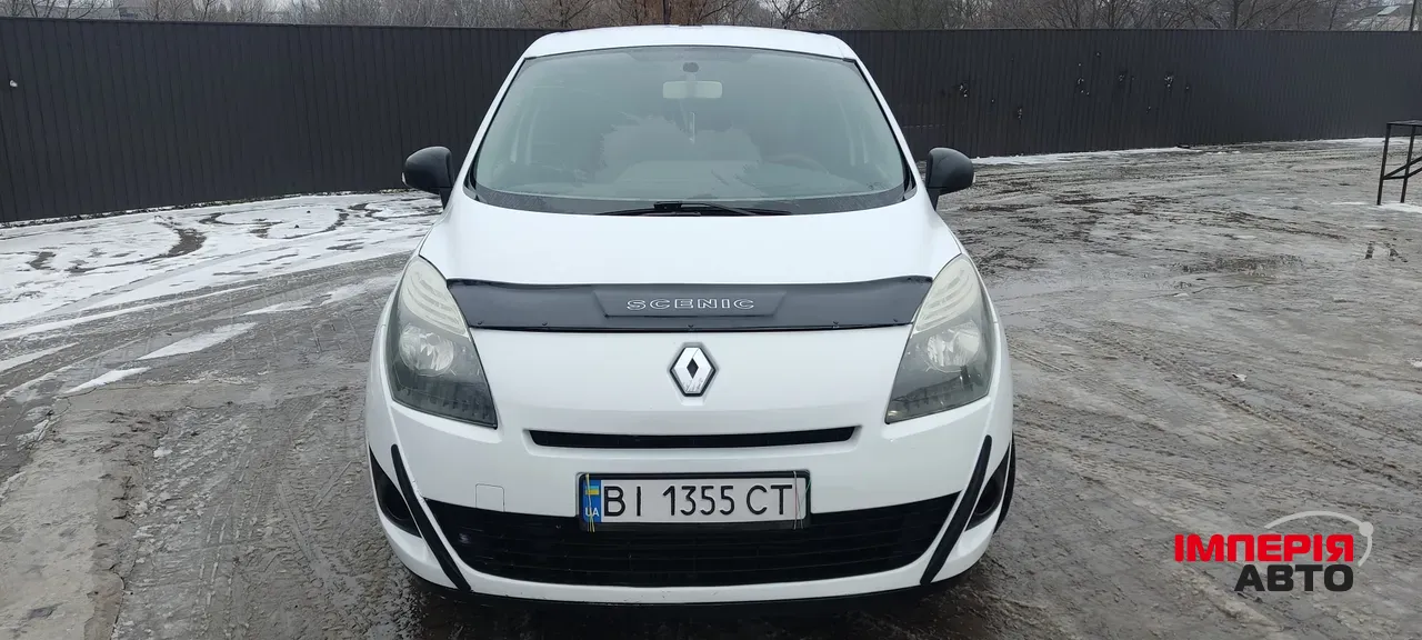 Renault Megane - фото 2