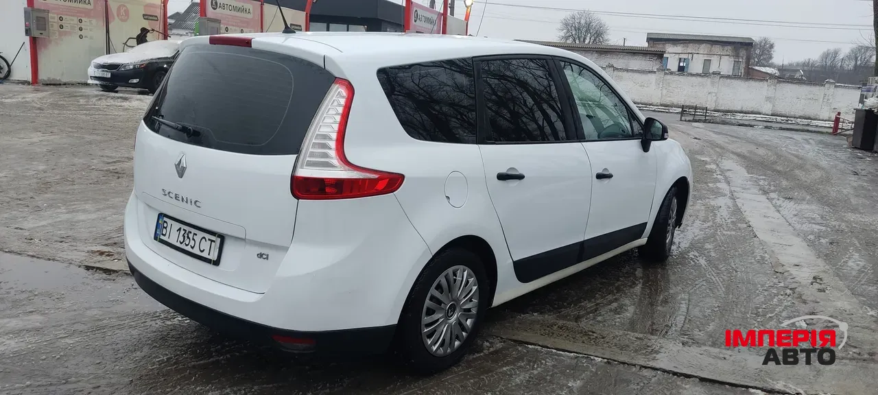 Renault Megane - фото 5