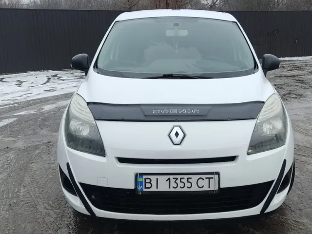 Renault Megane - фото 2