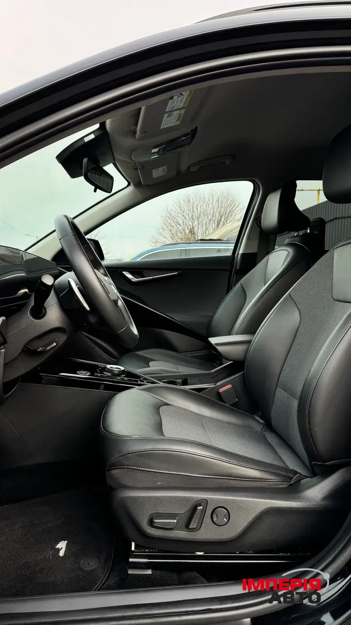 Kia Niro - фото 12