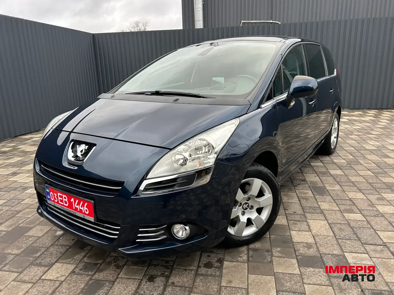 Peugeot 5008 - фото 1