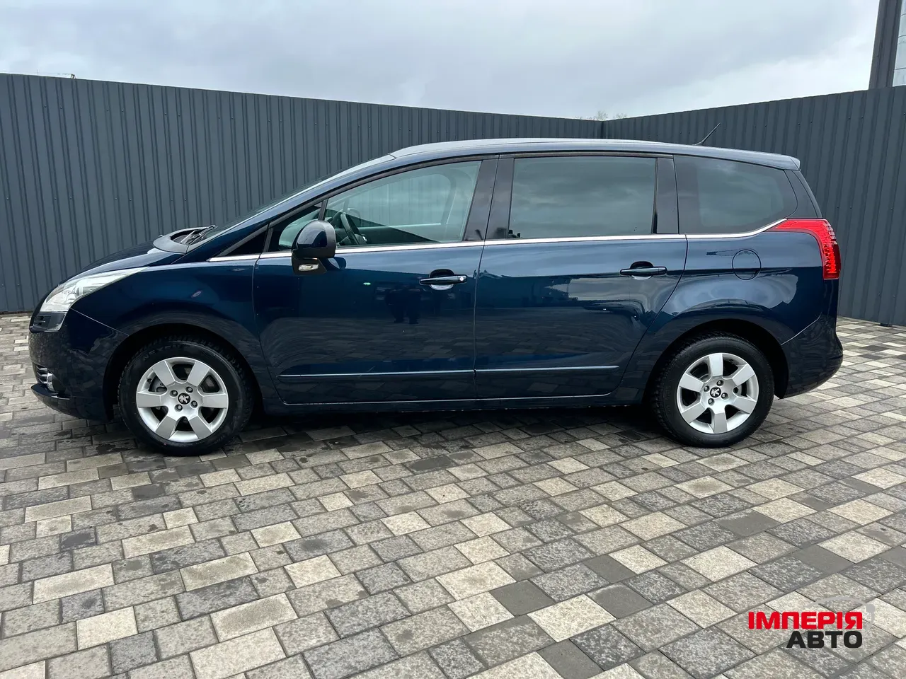 Peugeot 5008 - фото 3