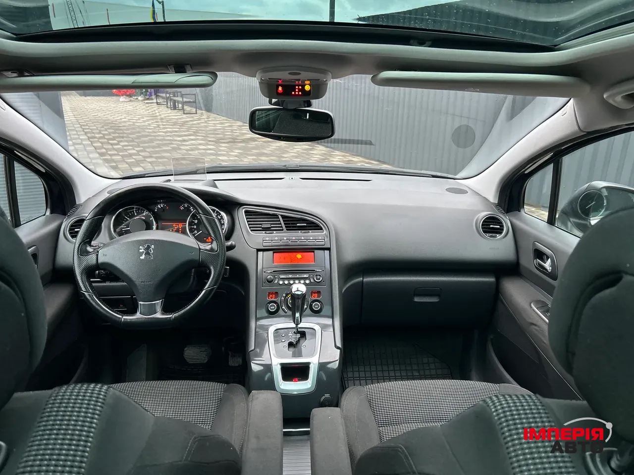 Peugeot 5008 - фото 11