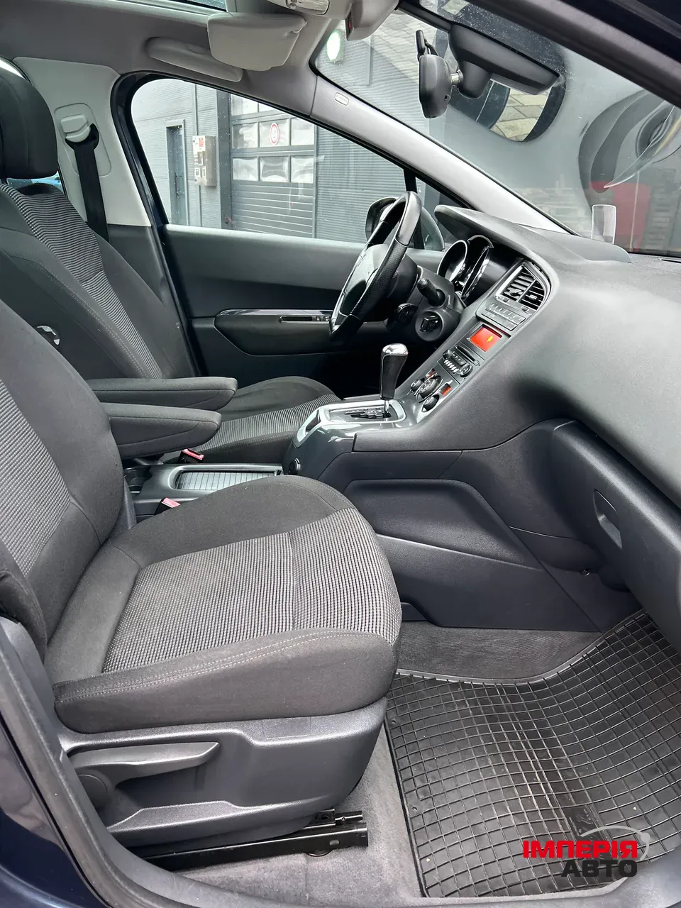 Peugeot 5008 - фото 13