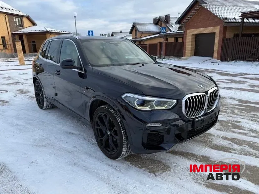 BMW X5 - фото 1