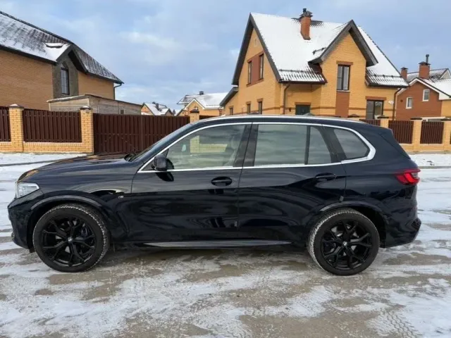 BMW X5 - фото 5
