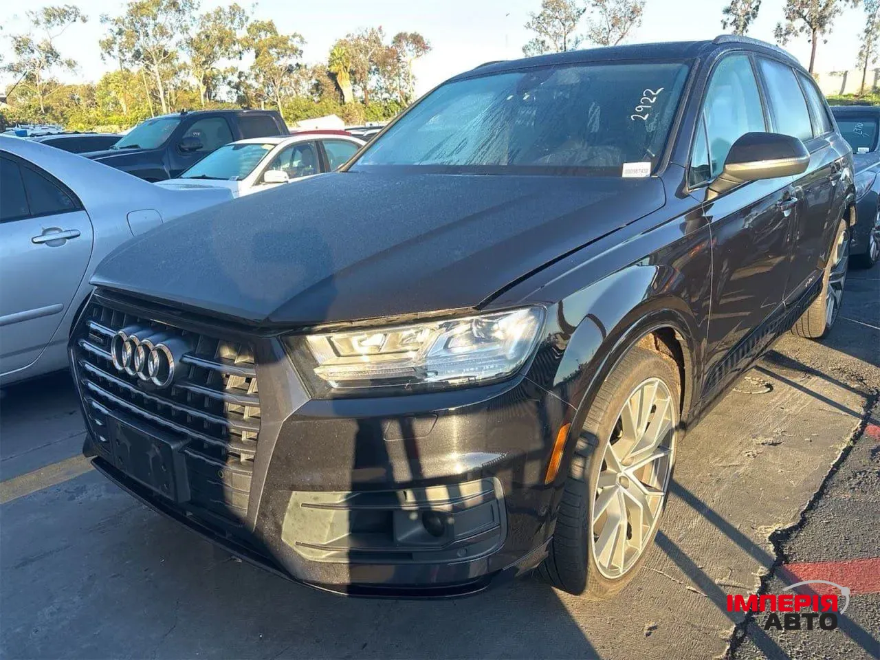 Audi Q7 - фото 1