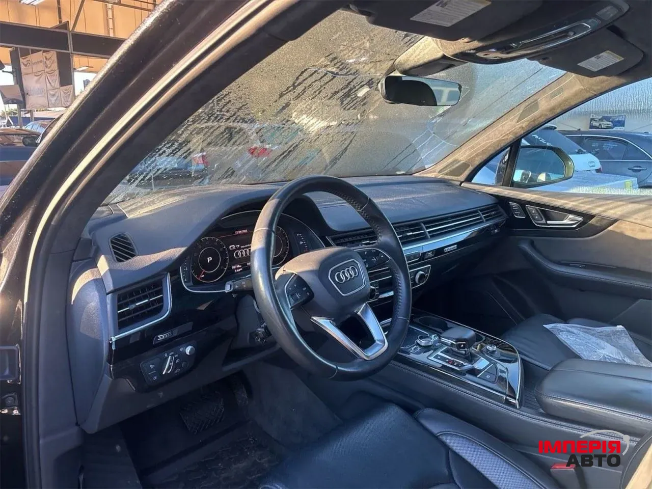 Audi Q7 - фото 7