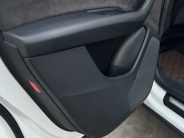 Audi Q7 - фото 3