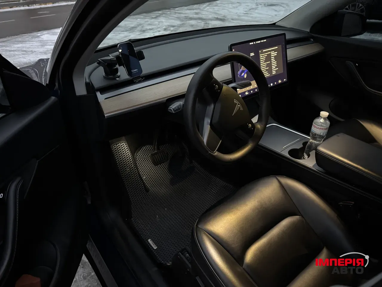 Tesla Model Y - фото 7