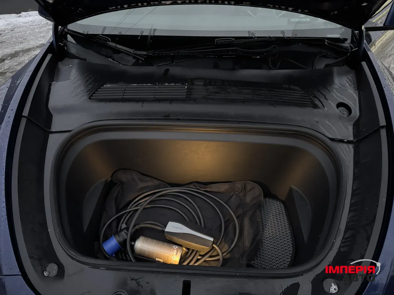 Tesla Model Y - фото 8