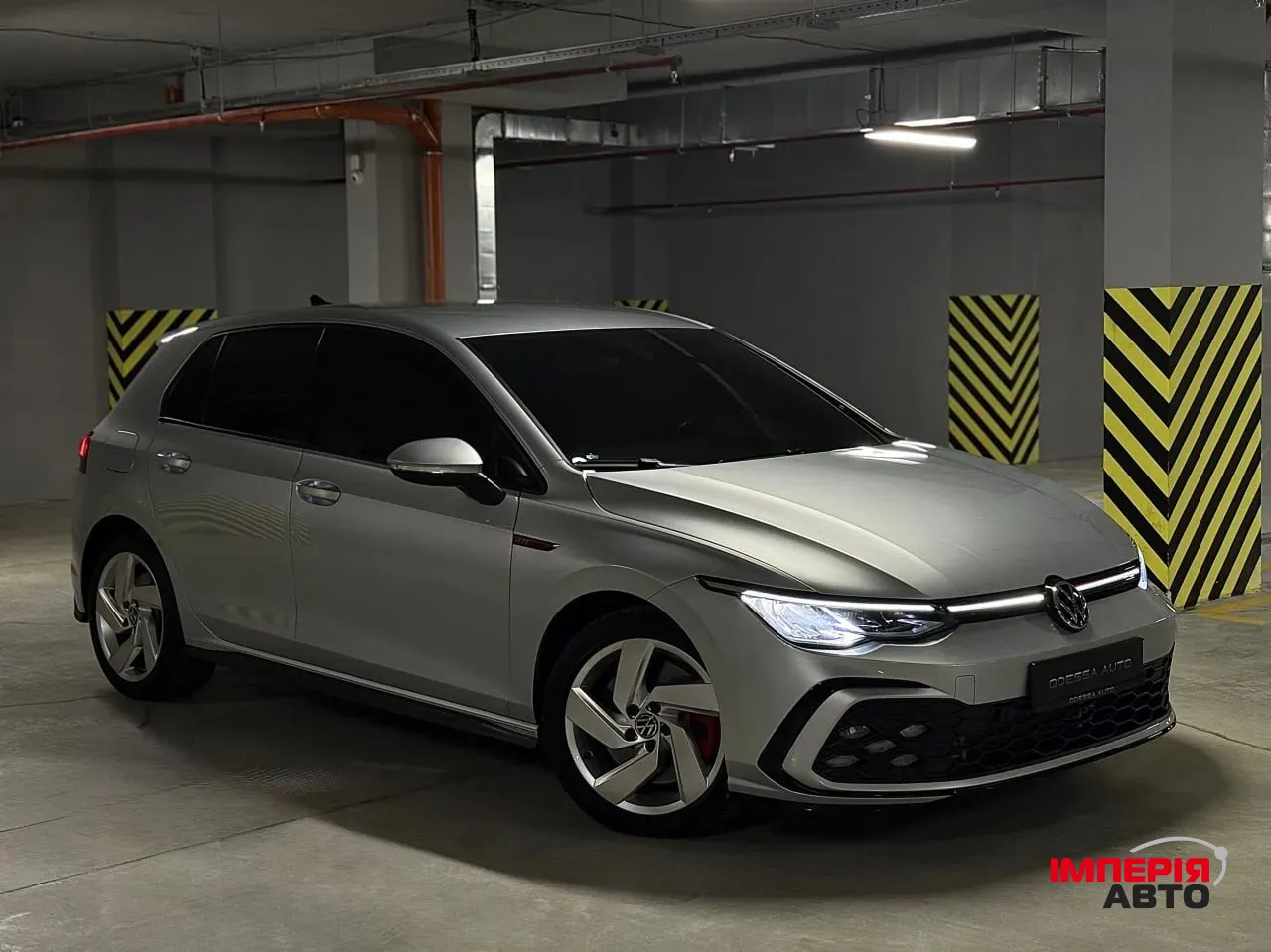 Volkswagen Golf GTI - фото 5