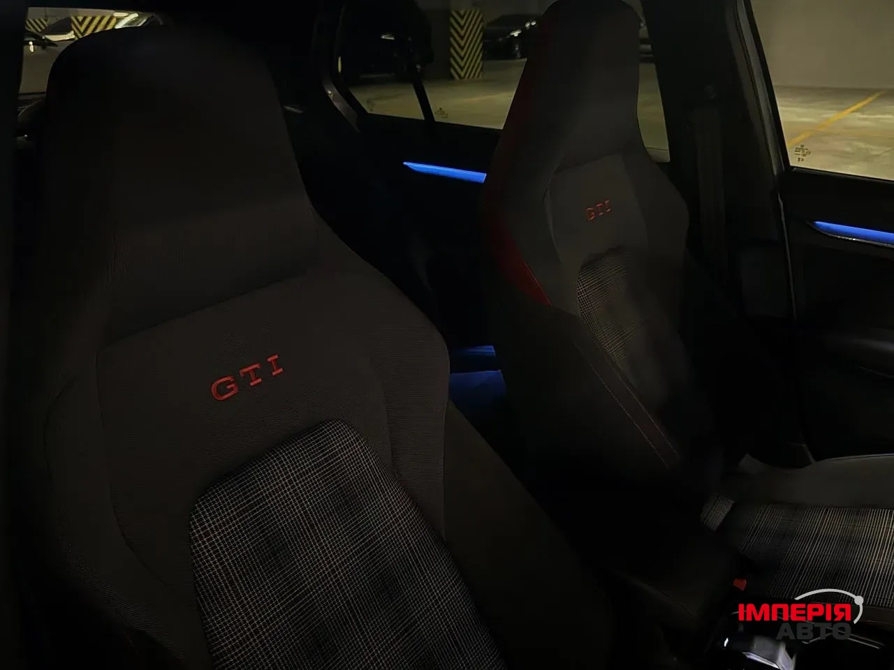 Volkswagen Golf GTI - фото 22