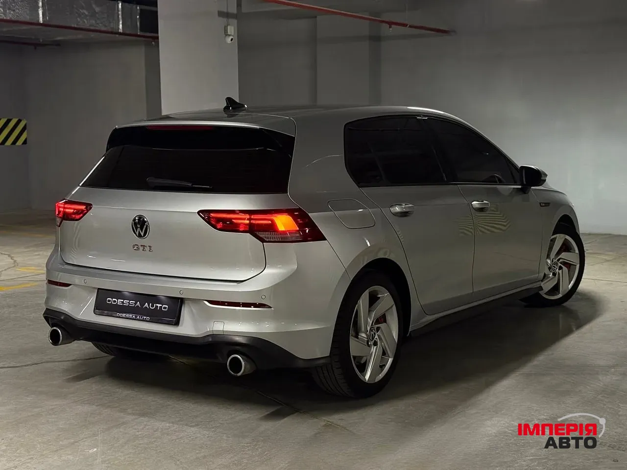 Volkswagen Golf GTI - фото 13