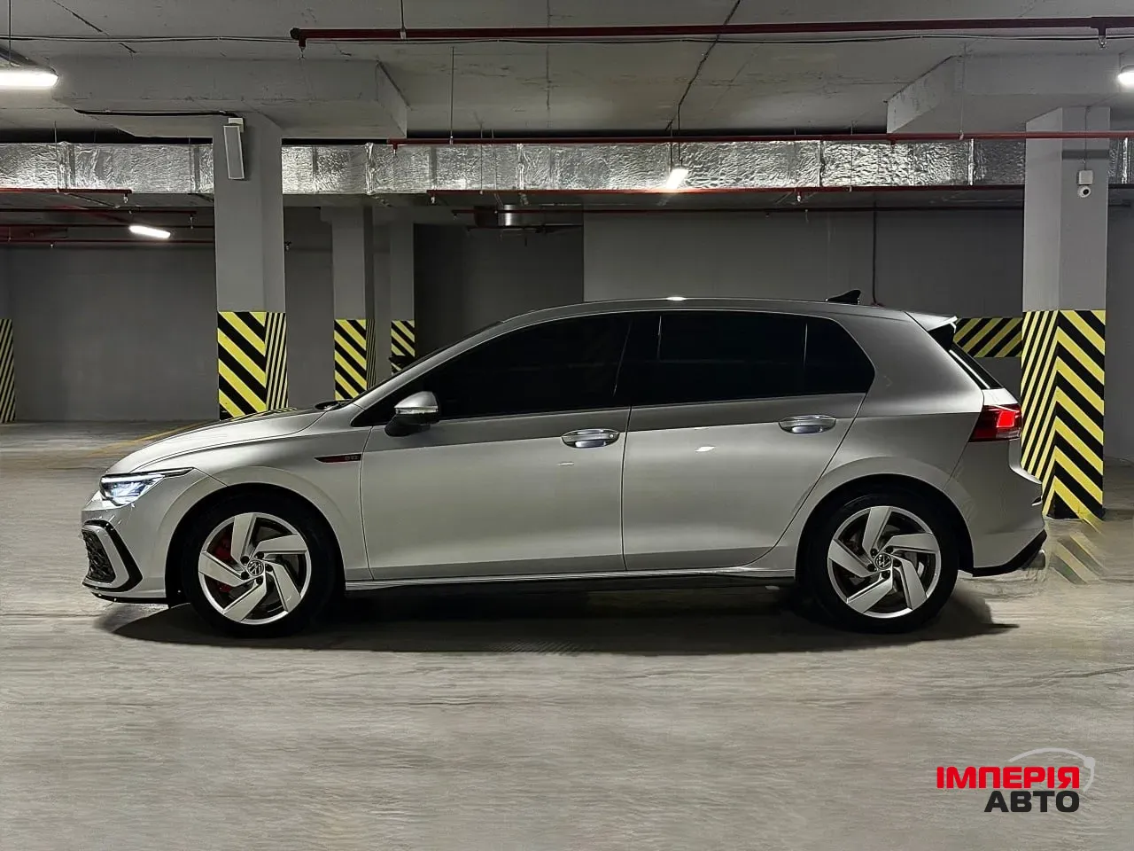 Volkswagen Golf GTI - фото 7