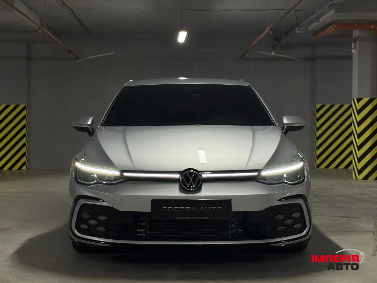 Volkswagen Golf GTI - фото 3