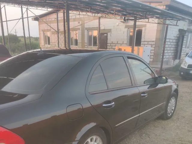 Mercedes-Benz E-Класс - фото 3